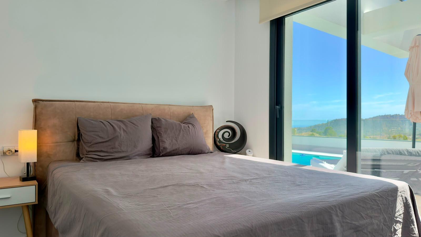 Villa a Finestrat, Alicante, Spagna 3 camere da letto, 462.62 mq. N° 165968