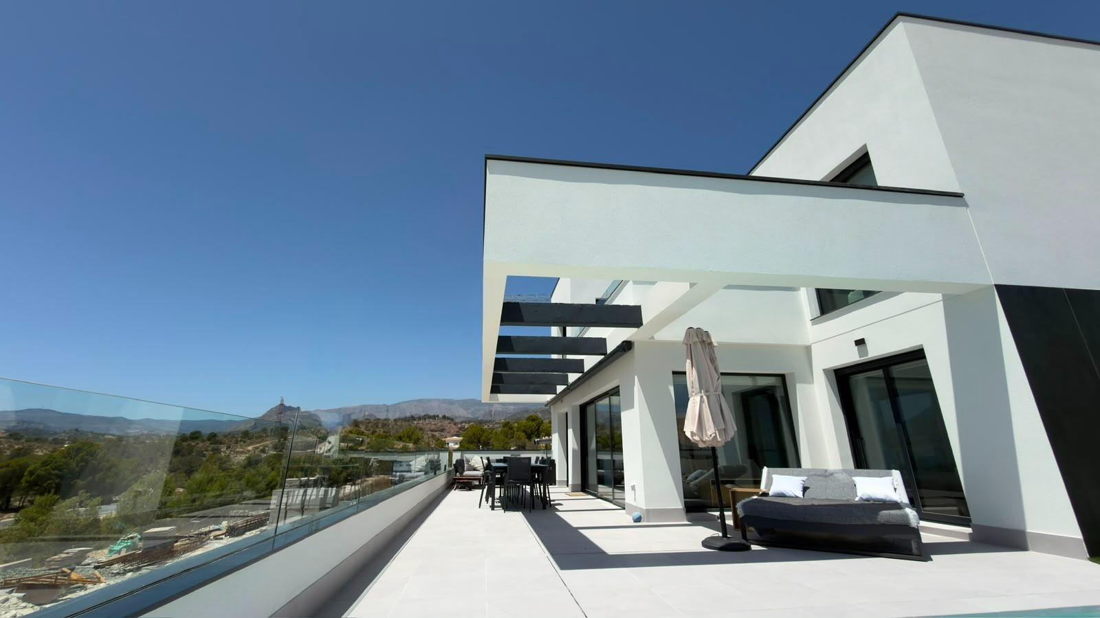 Villa a Finestrat, Alicante, Spagna 3 camere da letto, 462.62 mq. N° 165968