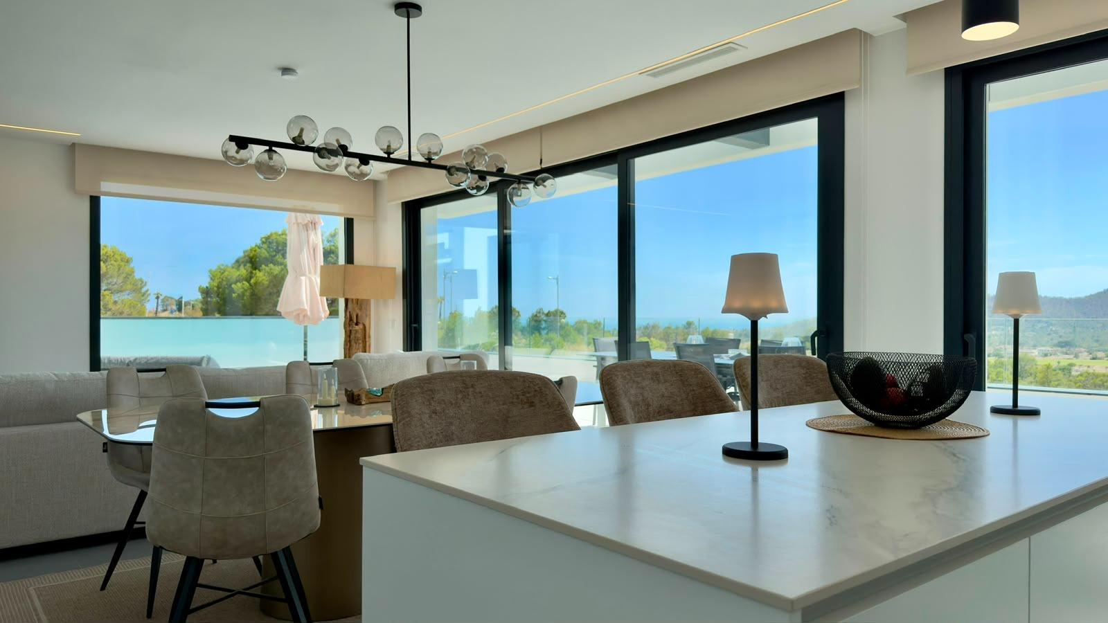 Villa a Finestrat, Alicante, Spagna 3 camere da letto, 462.62 mq. N° 165968