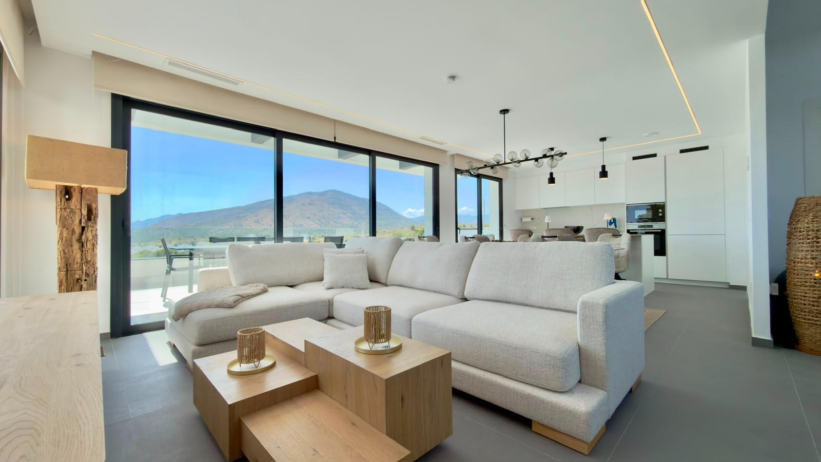 Villa a Finestrat, Alicante, Spagna 3 camere da letto, 462.62 mq. N° 165968
