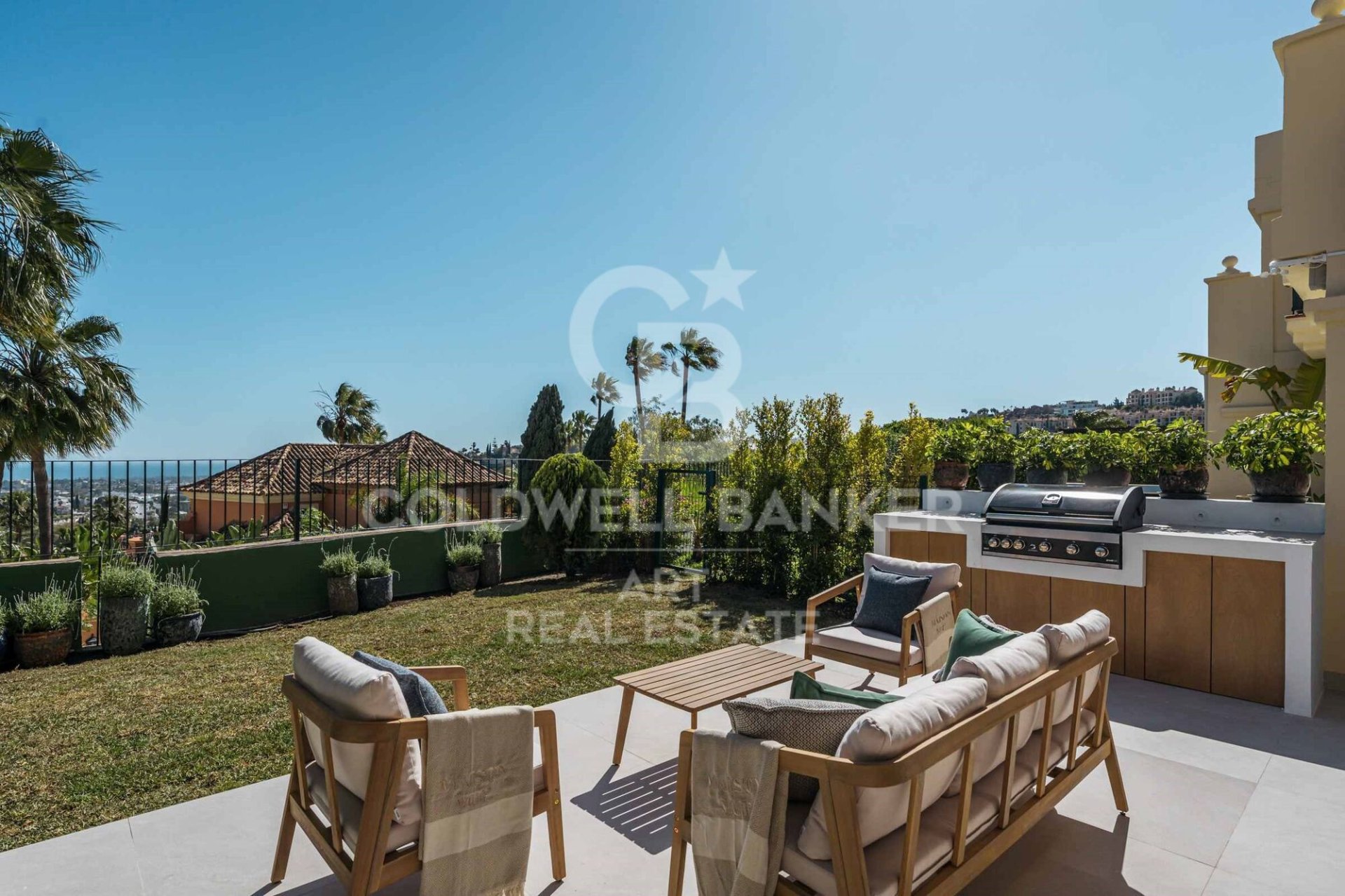 Villetta a schiera a Benahavis, Malaga, Spagna 3 camere da letto, 212 mq. N° 158656