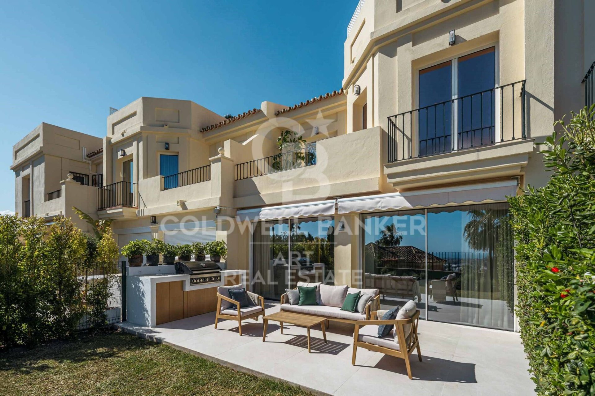 Villetta a schiera a Benahavis, Malaga, Spagna 3 camere da letto, 212 mq. N° 158656