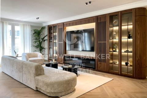 Apartament w Madrid, Hiszpania 4 sypialnie, 256 mkw. nr 178738