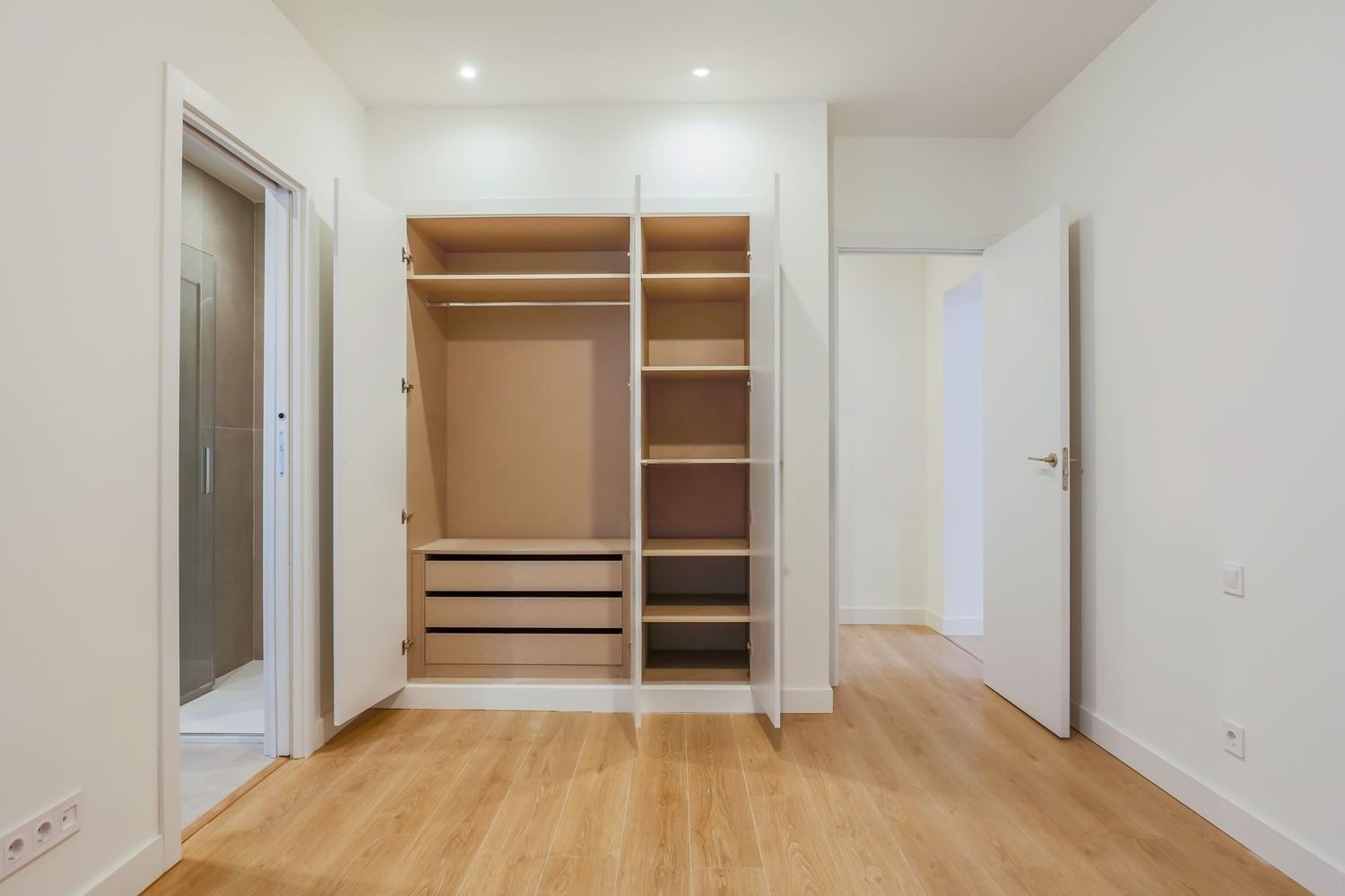 Apartament w Madrid, Hiszpania 2 sypialnie, 88 mkw. nr 180039