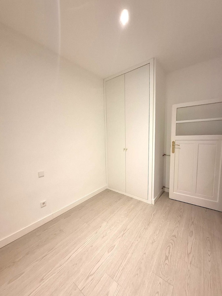 Wohnung in Madrid, Spanien 2 Schlafzimmer, 64 m2 Nr. 180038