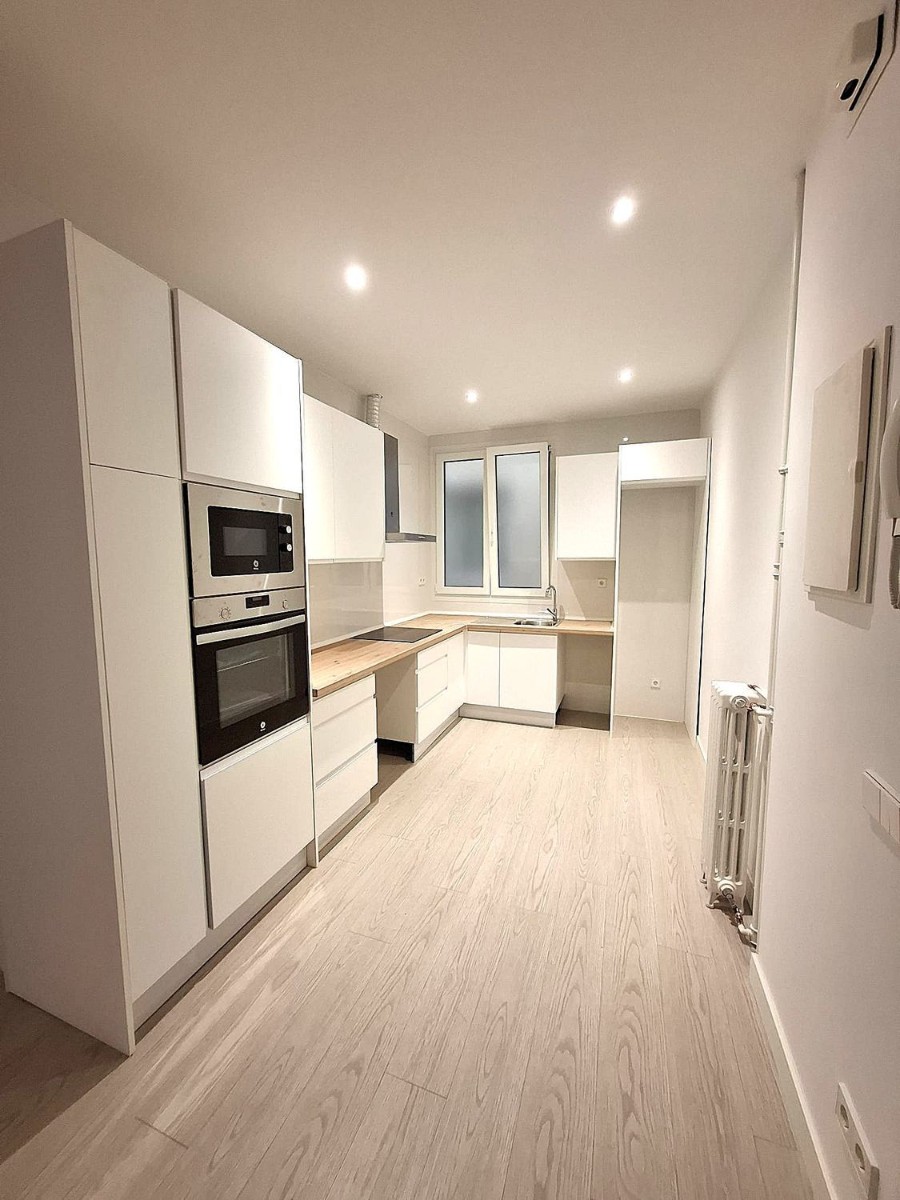 Wohnung in Madrid, Spanien 2 Schlafzimmer, 64 m2 Nr. 180038