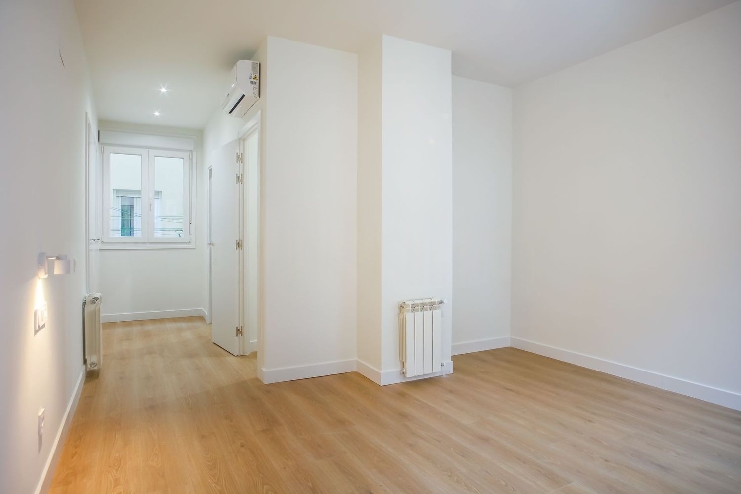 Apartment in Madrid, Spain 2 bedrooms, 91 sq.m. No. 180040