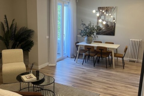 Appartamento a Madrid, Spagna 2 camere da letto, 68 mq. N° 180042