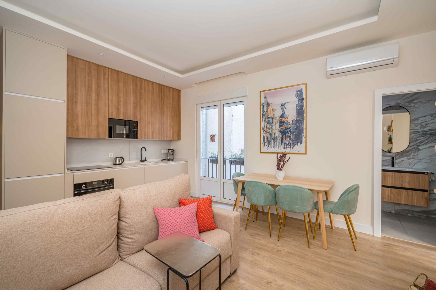 Villa à Madrid, Espagne 1 chambre, 54 m2 No. 179961