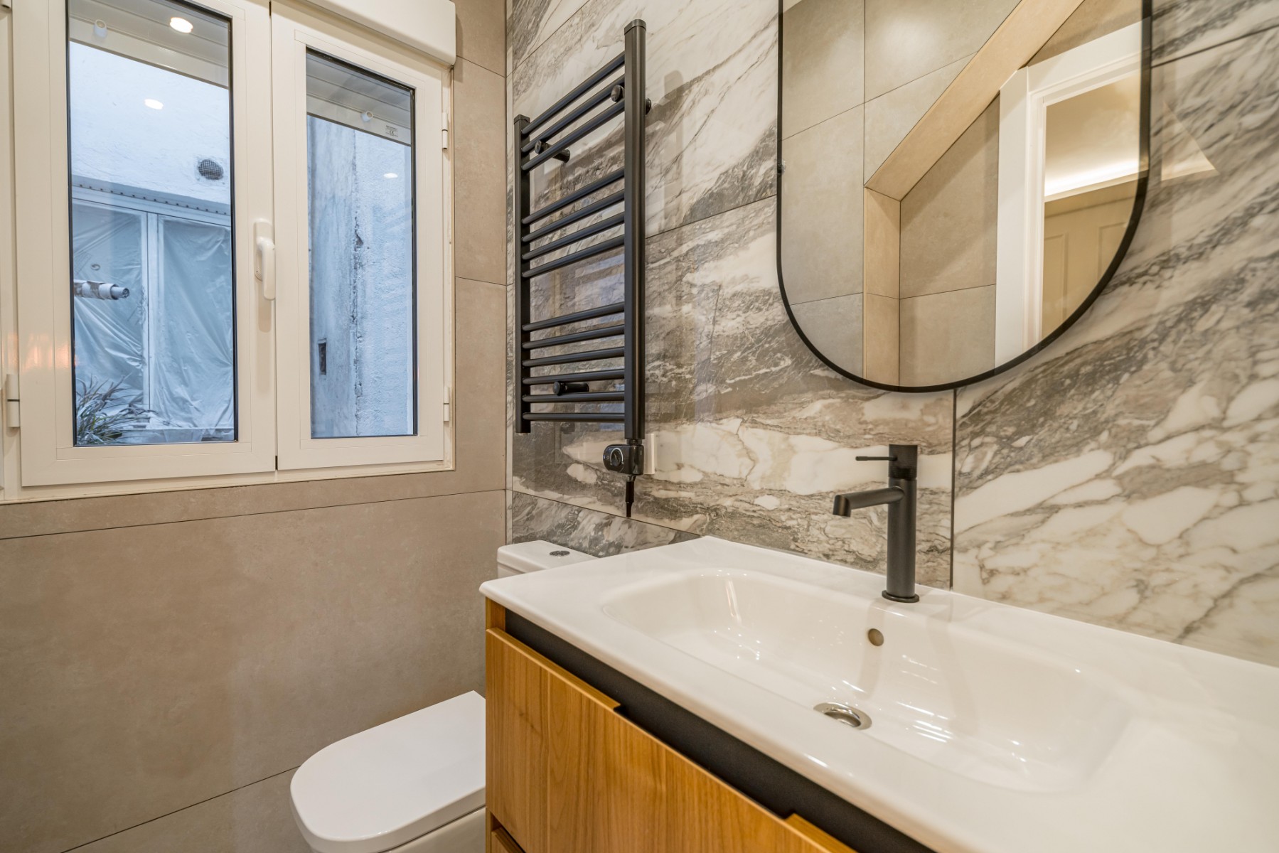 Villa à Madrid, Espagne 1 chambre, 54 m2 No. 179961