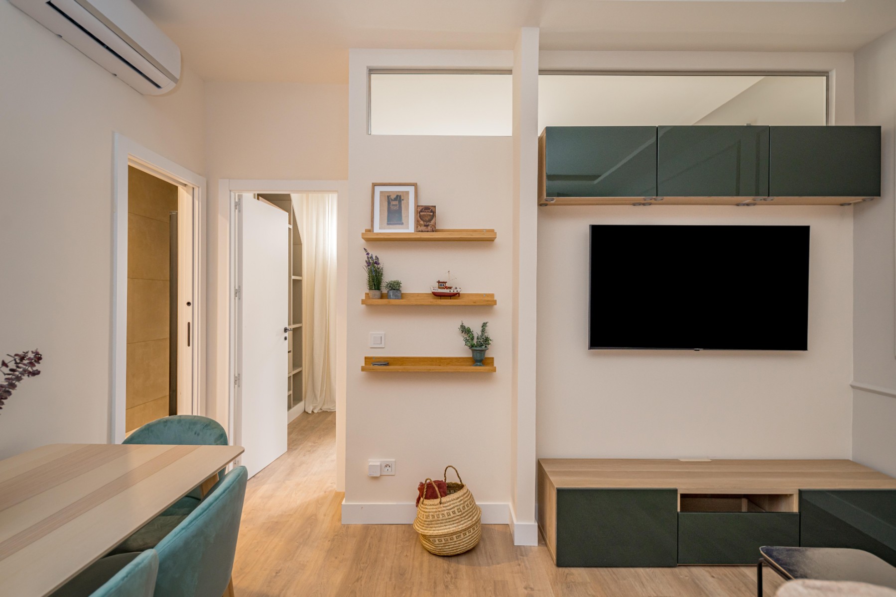 Villa à Madrid, Espagne 1 chambre, 54 m2 No. 179961