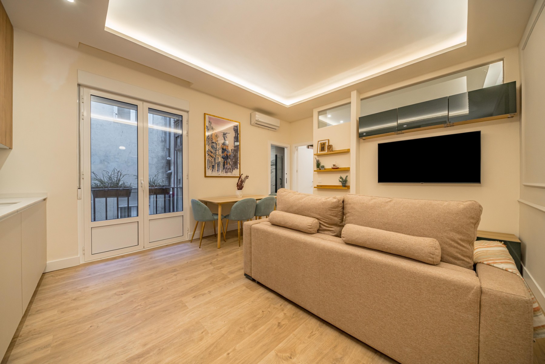 Villa à Madrid, Espagne 1 chambre, 54 m2 No. 179961