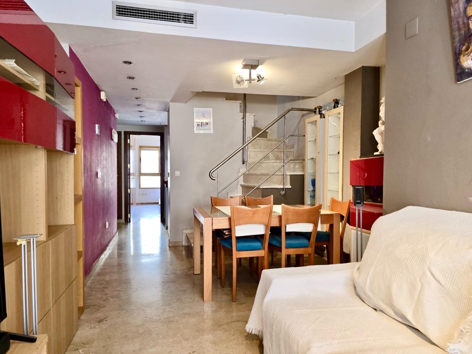 Apartament w Valencia, Hiszpania 3 sypialnie, 118 mkw. nr 133438