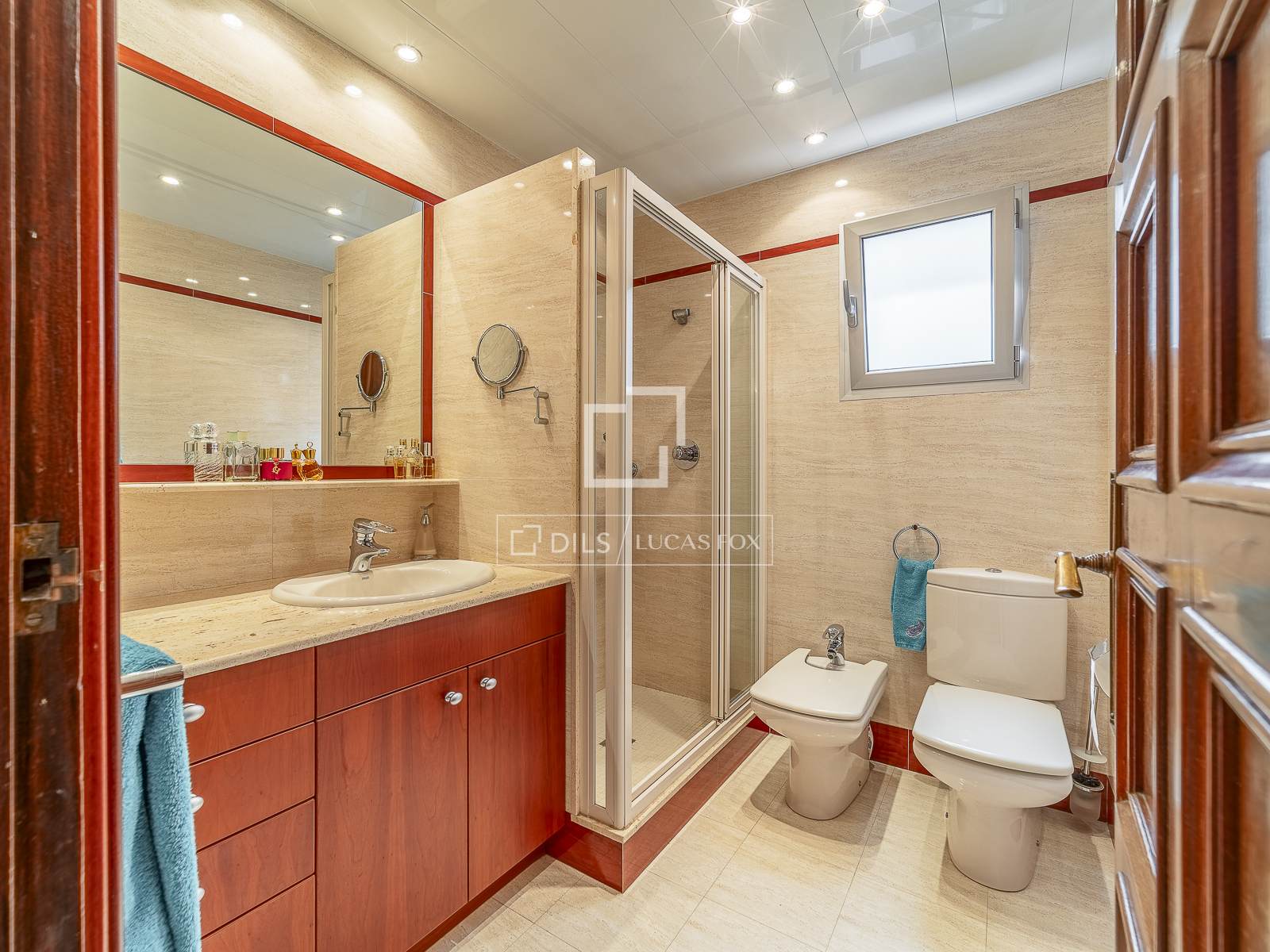 Penthouse in Barcelona, Spain 7 bedrooms, 180 sq.m. No. 192710