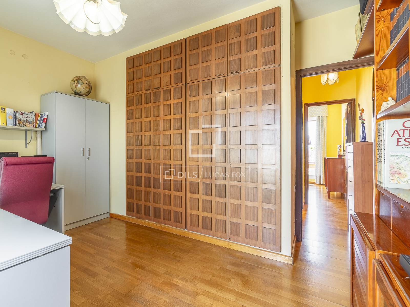 Penthouse in Barcelona, Spain 7 bedrooms, 180 sq.m. No. 192710