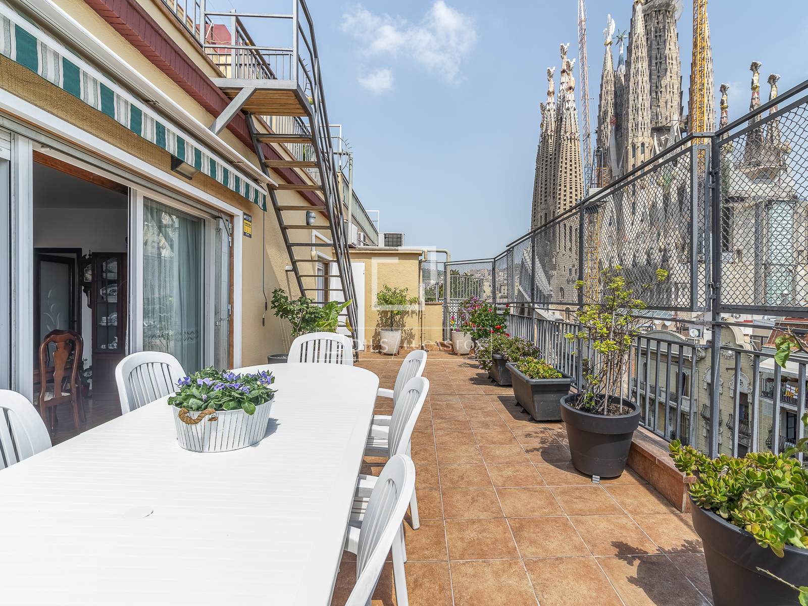 Penthouse in Barcelona, Spain 7 bedrooms, 180 sq.m. No. 192710