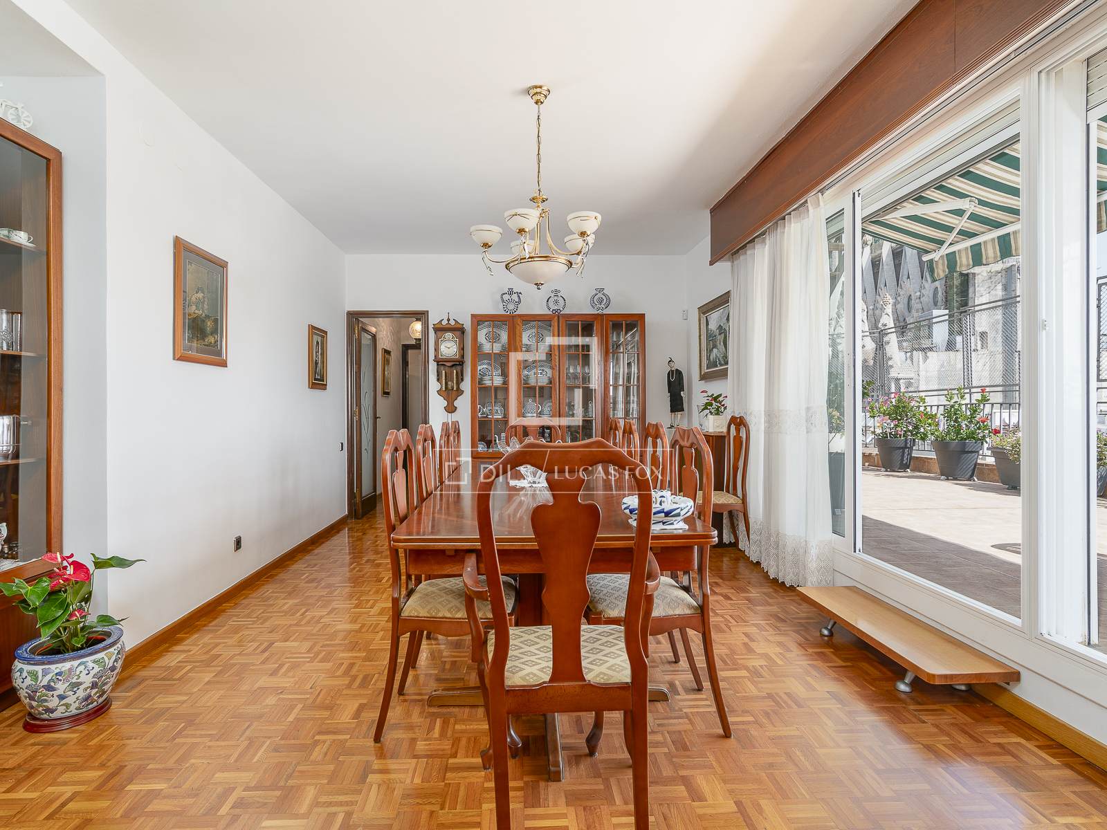 Penthouse in Barcelona, Spain 7 bedrooms, 180 sq.m. No. 192710