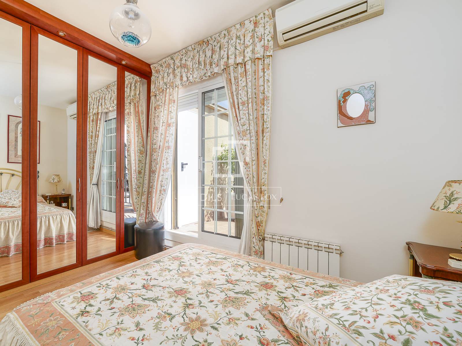 Penthouse in Barcelona, Spain 7 bedrooms, 180 sq.m. No. 192710