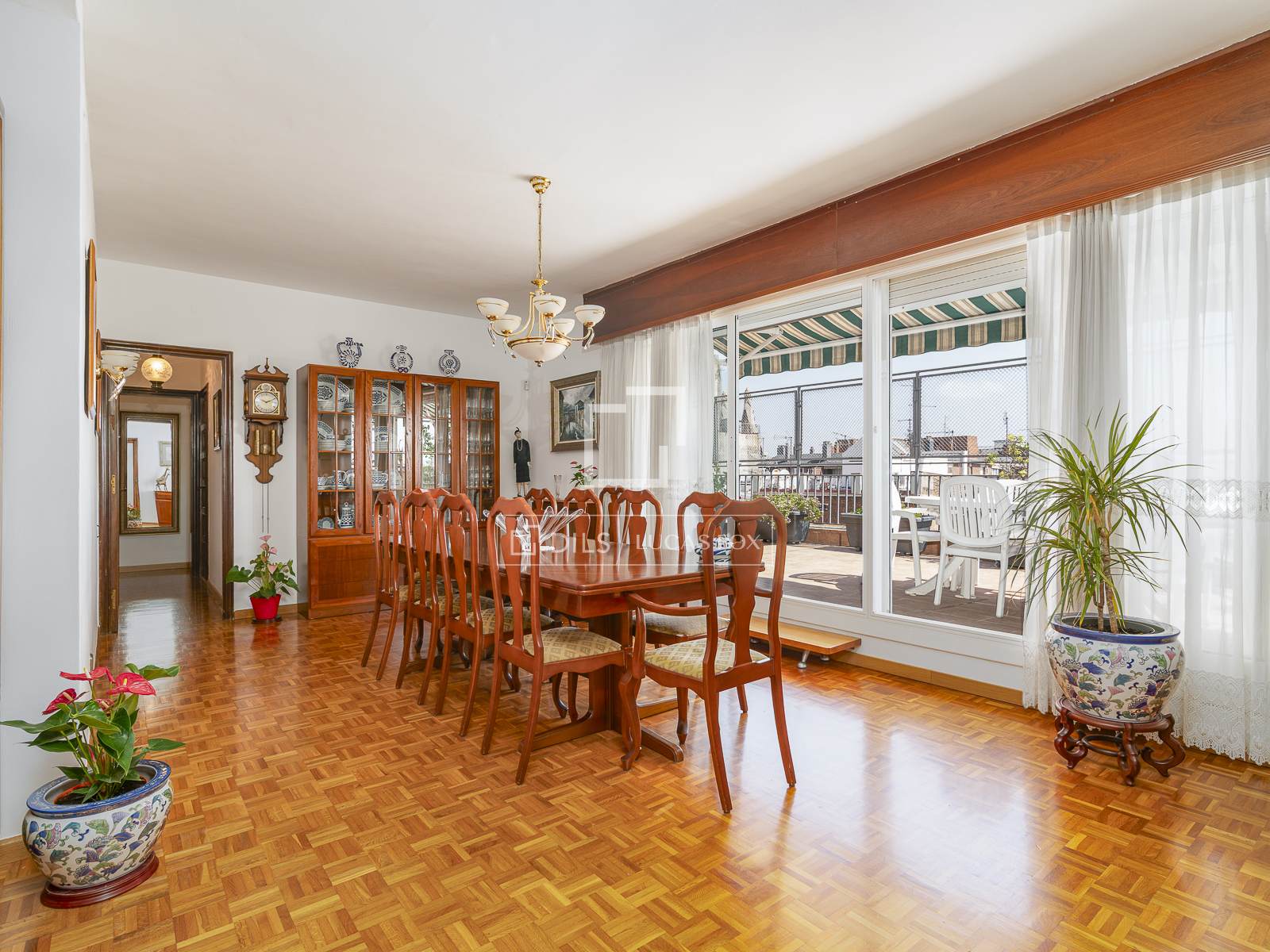Penthouse in Barcelona, Spain 7 bedrooms, 180 sq.m. No. 192710