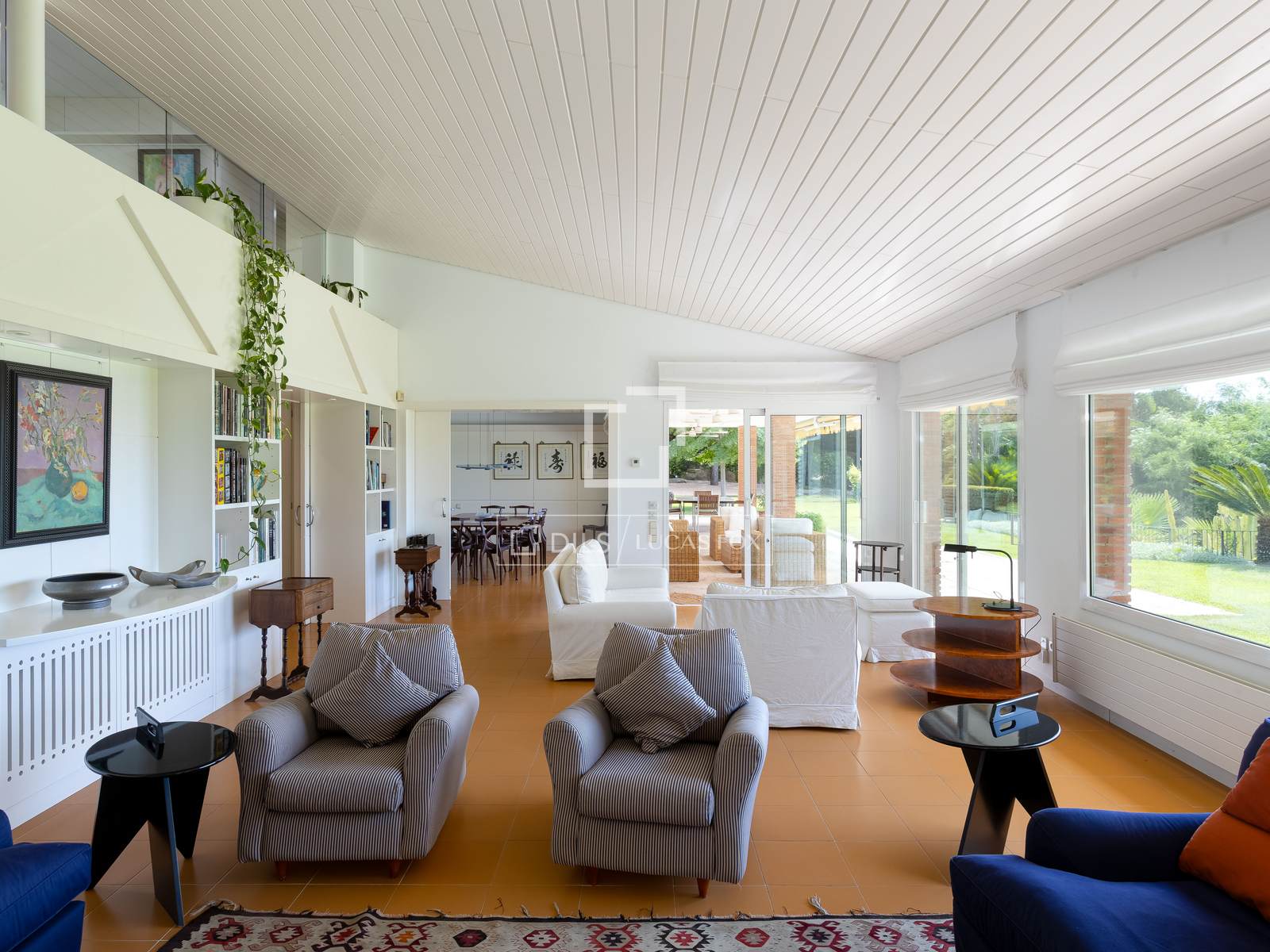 Villa in Sant Vicenc De Montalt, Barcelona, Spain 7 bedrooms, 637 sq.m. No. 192714