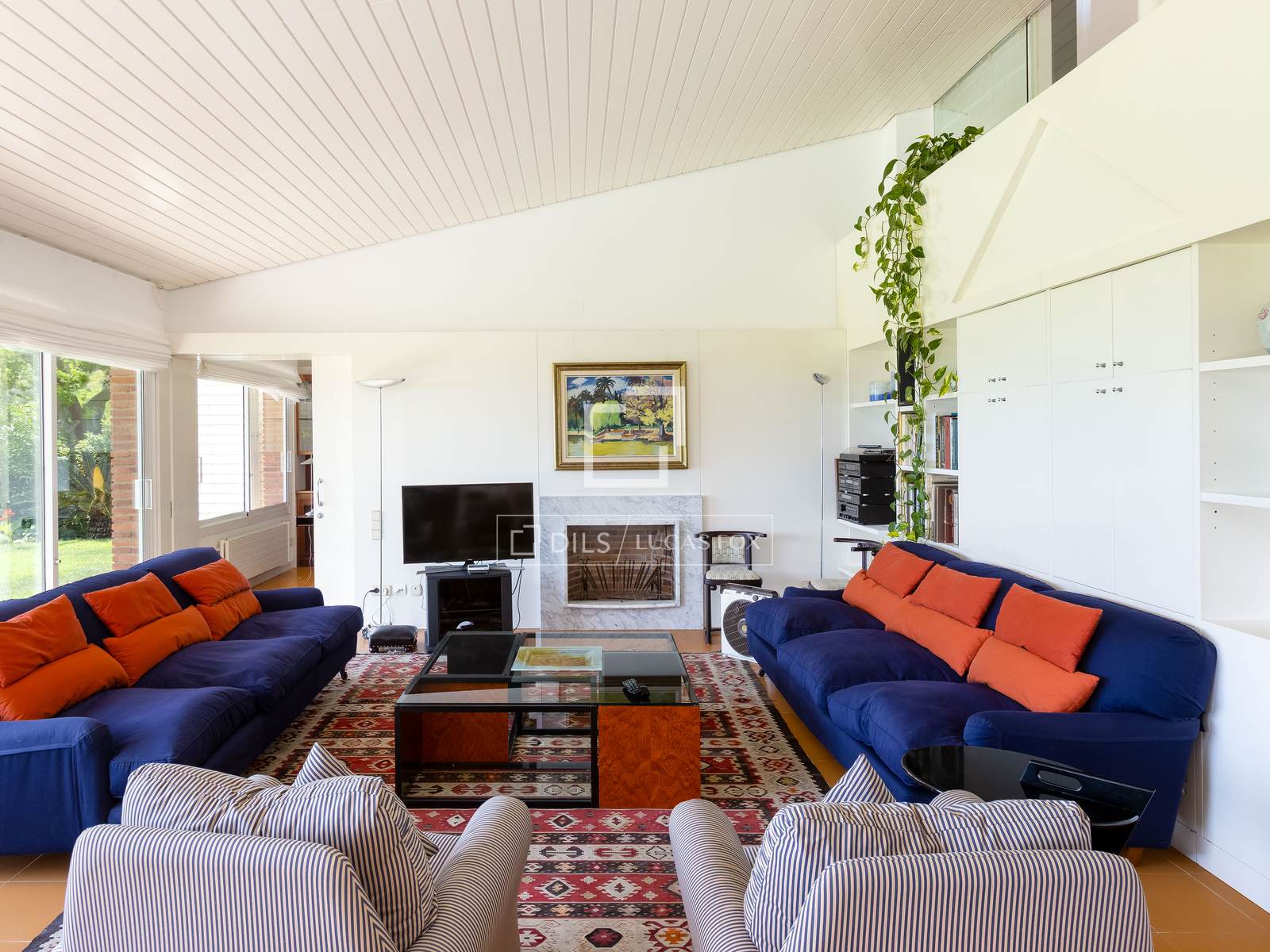Villa in Sant Vicenc De Montalt, Barcelona, Spain 7 bedrooms, 637 sq.m. No. 192714