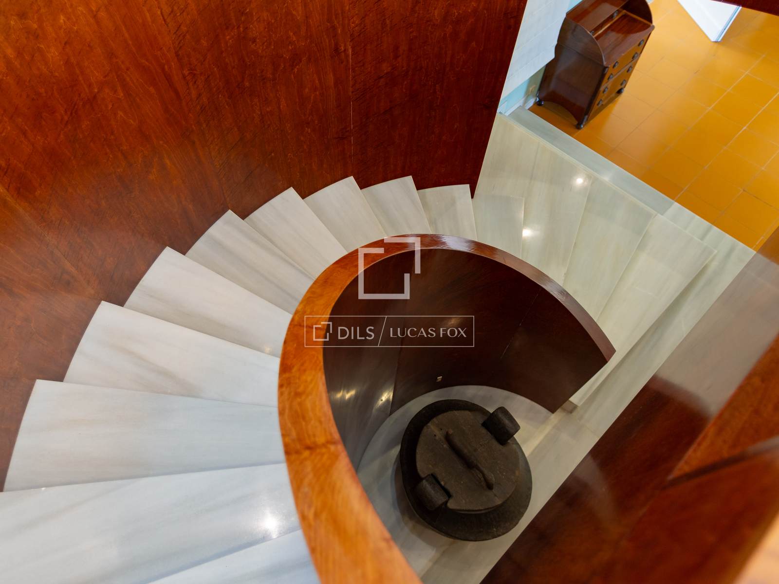 Villa in Sant Vicenc De Montalt, Barcelona, Spain 7 bedrooms, 637 sq.m. No. 192714