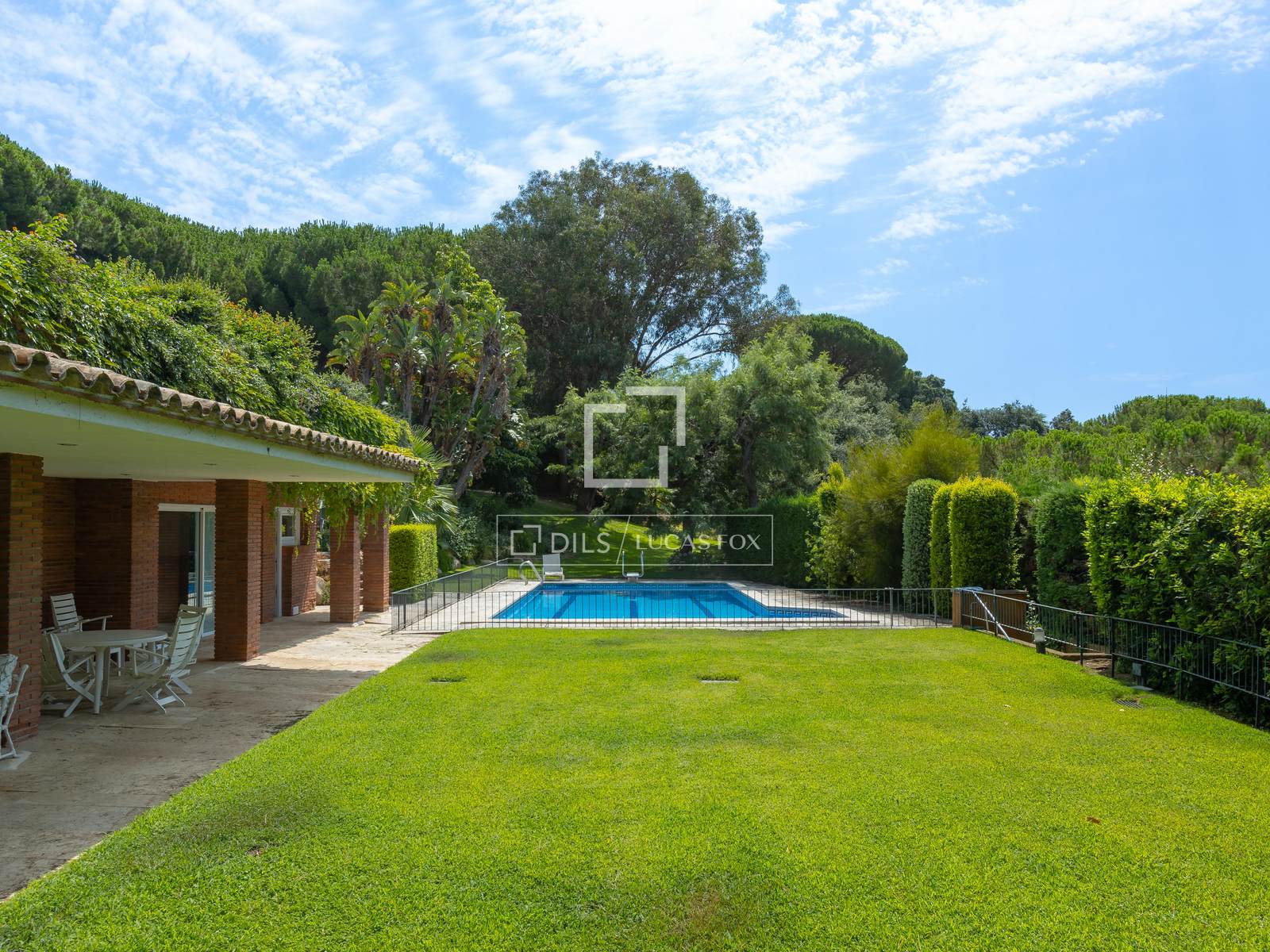 Villa in Sant Vicenc De Montalt, Barcelona, Spain 7 bedrooms, 637 sq.m. No. 192714