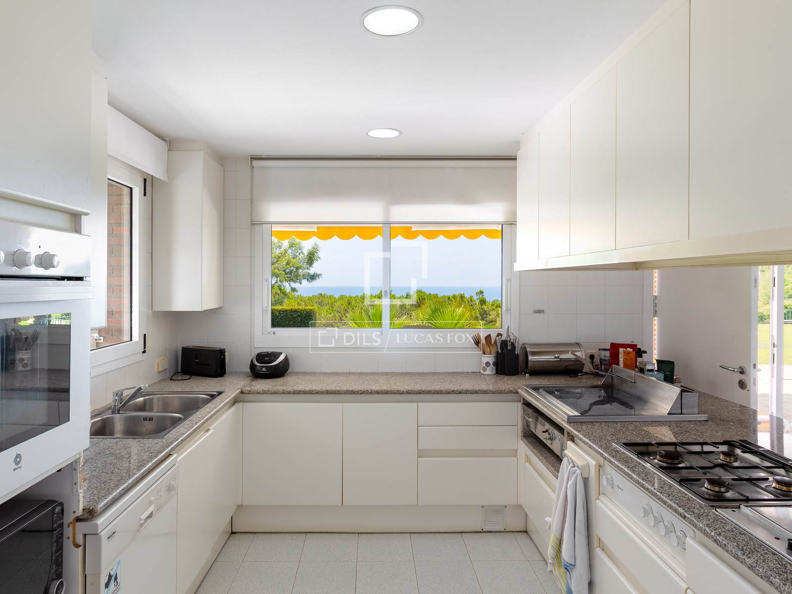 Villa in Sant Vicenc De Montalt, Barcelona, Spain 7 bedrooms, 637 sq.m. No. 192714