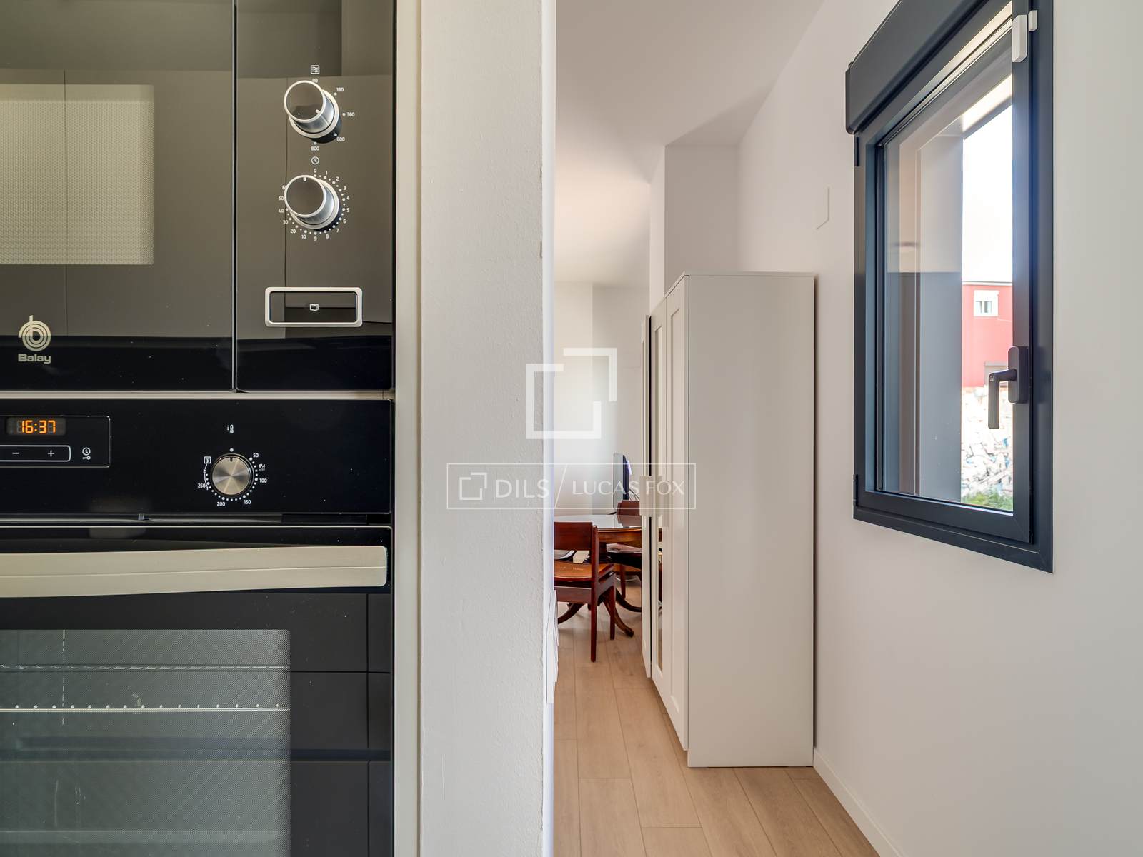 Huoneisto L'Hospitalet de Llobregat, Barcelona, Espanja 3 makuuhuonetta, 90 m2 No. 192708