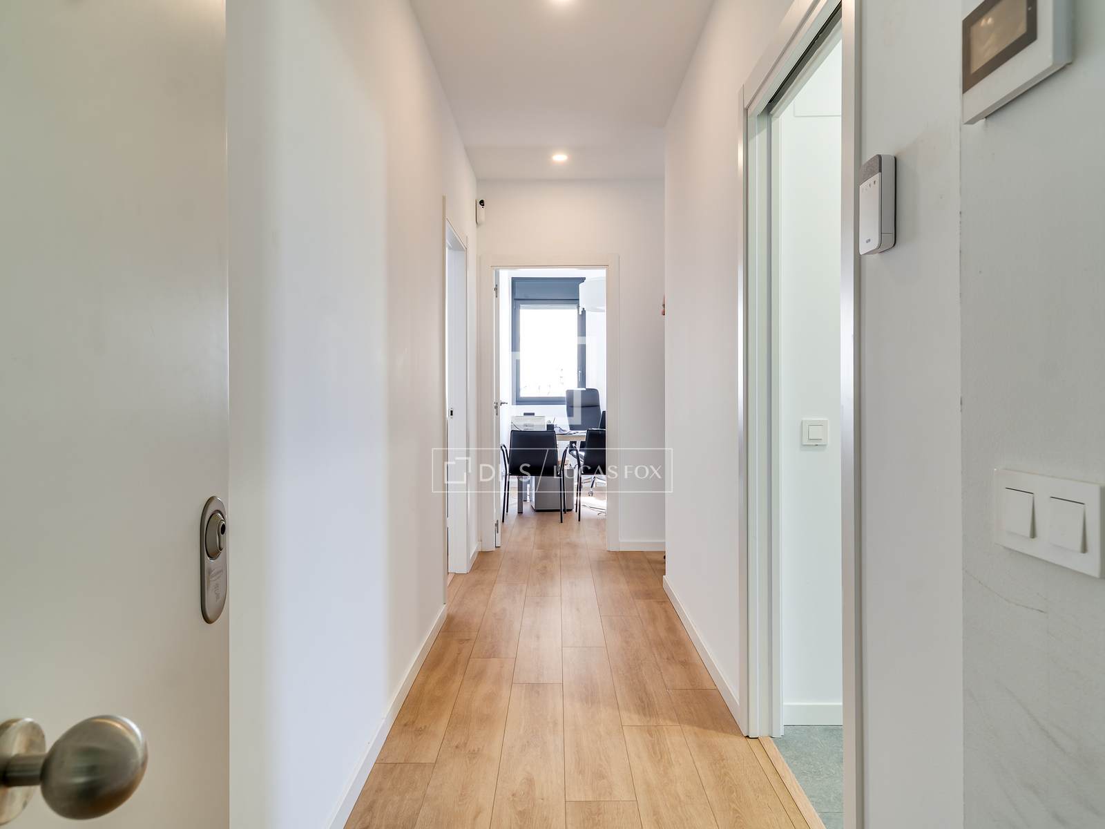 Huoneisto L'Hospitalet de Llobregat, Barcelona, Espanja 3 makuuhuonetta, 90 m2 No. 192708