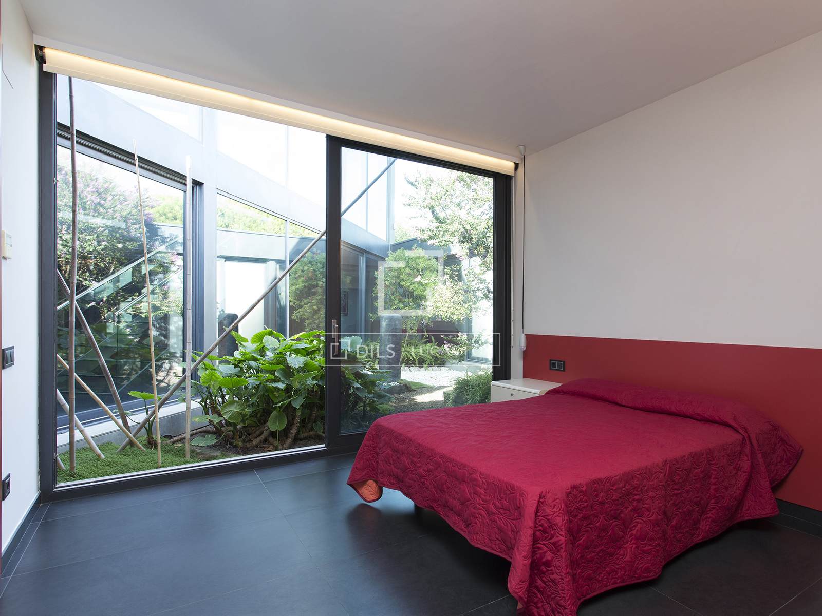 Villa in Sitges, Barcelona, Spain 5 bedrooms, 890 sq.m. No. 192713