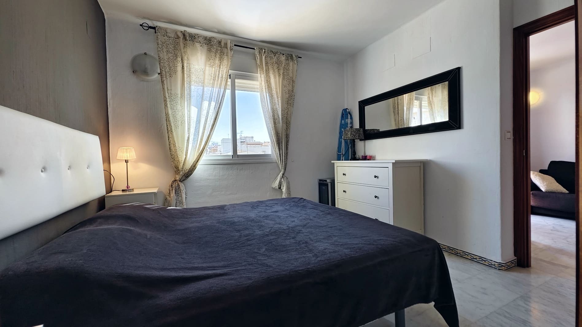 Apartamento en Torrevieja, Alicante, España 2 dormitorios, 63 m2 No. 148016