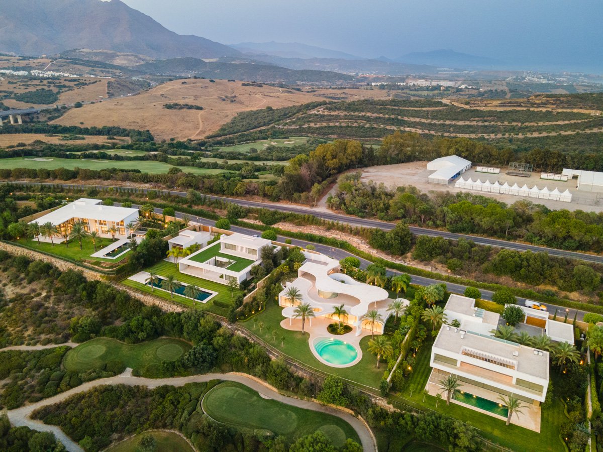 Villa i Casares, Malaga, Spanien 4 sovrum, 578 kvm. Nr. 136111