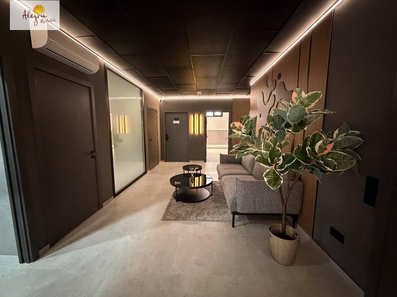Office in Valencia, Spain 360 sq.m. No. 165897
