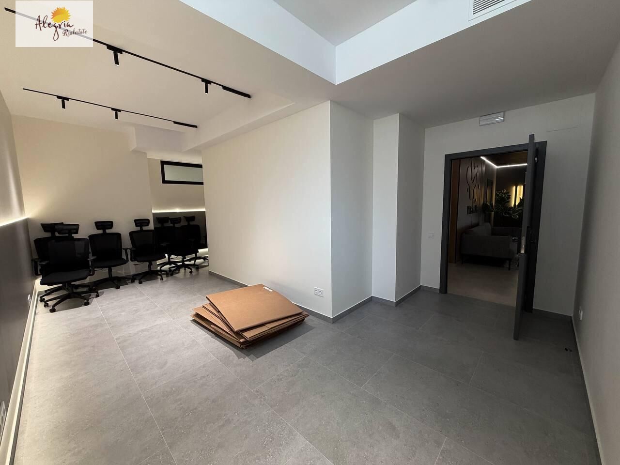Office in Valencia, Spain 360 sq.m. No. 165897