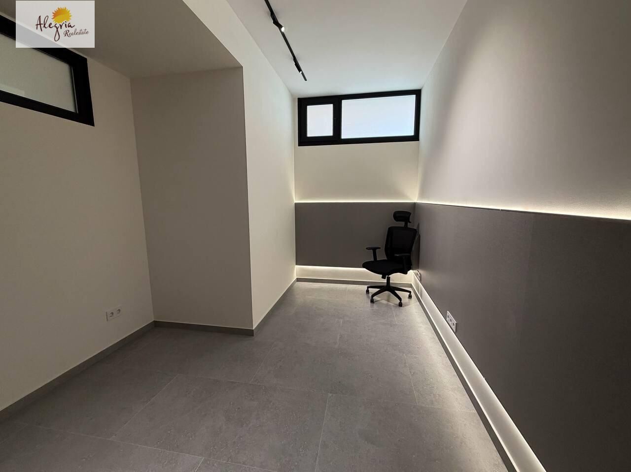 Office in Valencia, Spain 360 sq.m. No. 165897