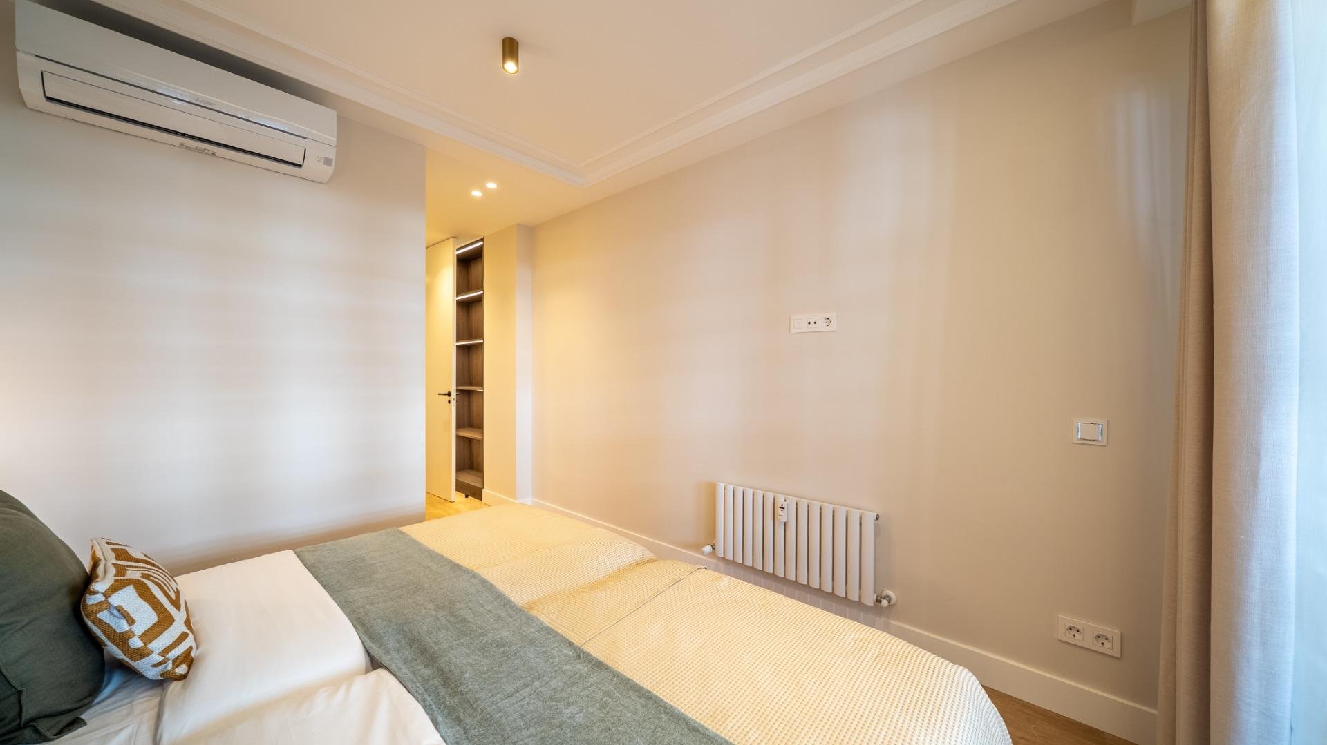 Apartament w Madrid, Hiszpania 3 sypialnie, 150 mkw. nr 165894