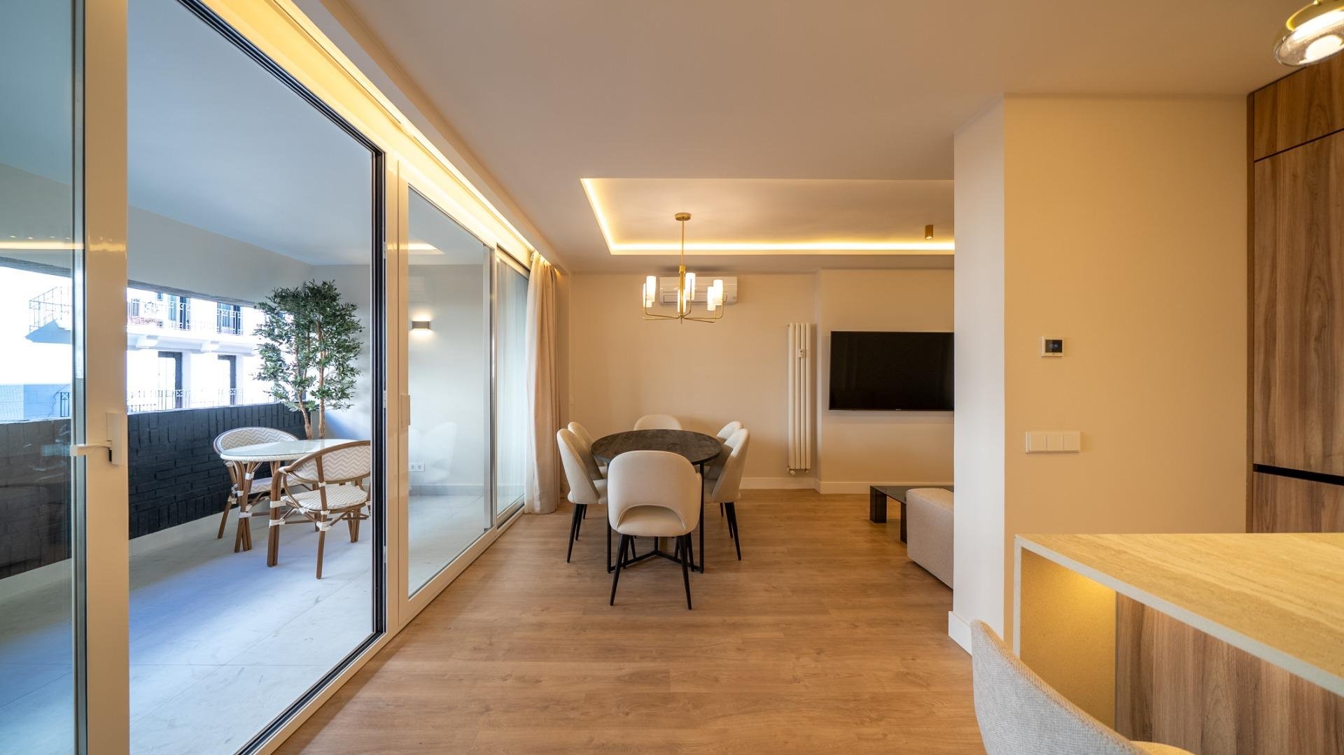 Apartament w Madrid, Hiszpania 3 sypialnie, 150 mkw. nr 165894