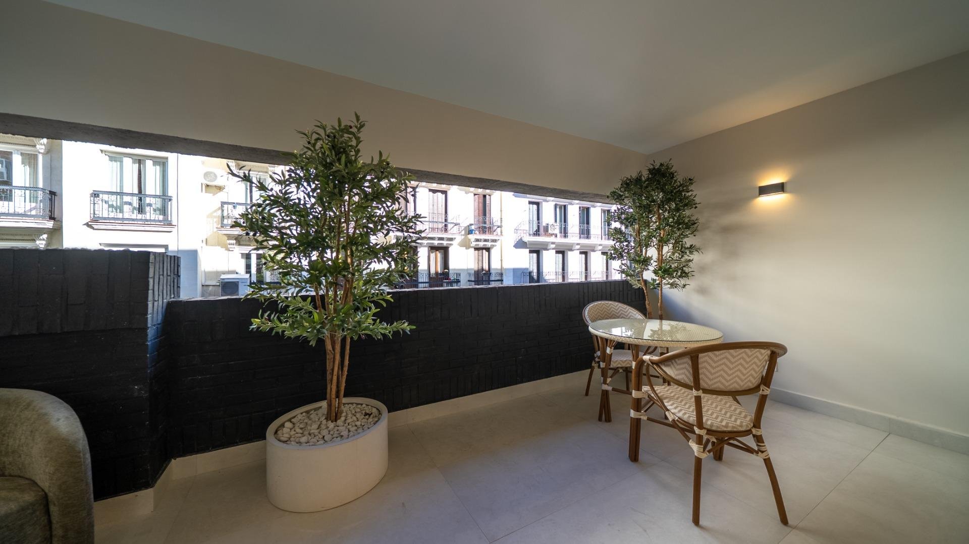 Apartament w Madrid, Hiszpania 3 sypialnie, 150 mkw. nr 165894