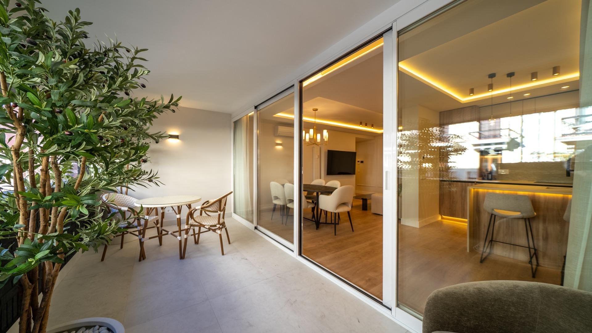 Apartament w Madrid, Hiszpania 3 sypialnie, 150 mkw. nr 165894