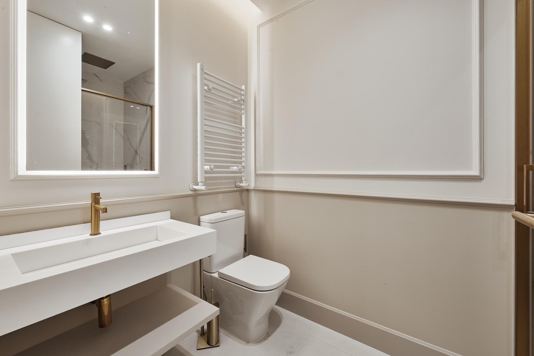 Apartment in Madrid, Spain 3 bedrooms, 134 sq.m. No. 180083