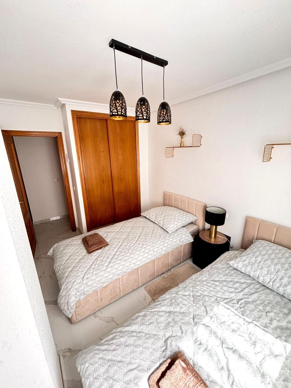 Apartment in Torrevieja, Alicante, Spain 3 bedrooms, 86 sq.m. No. 177477