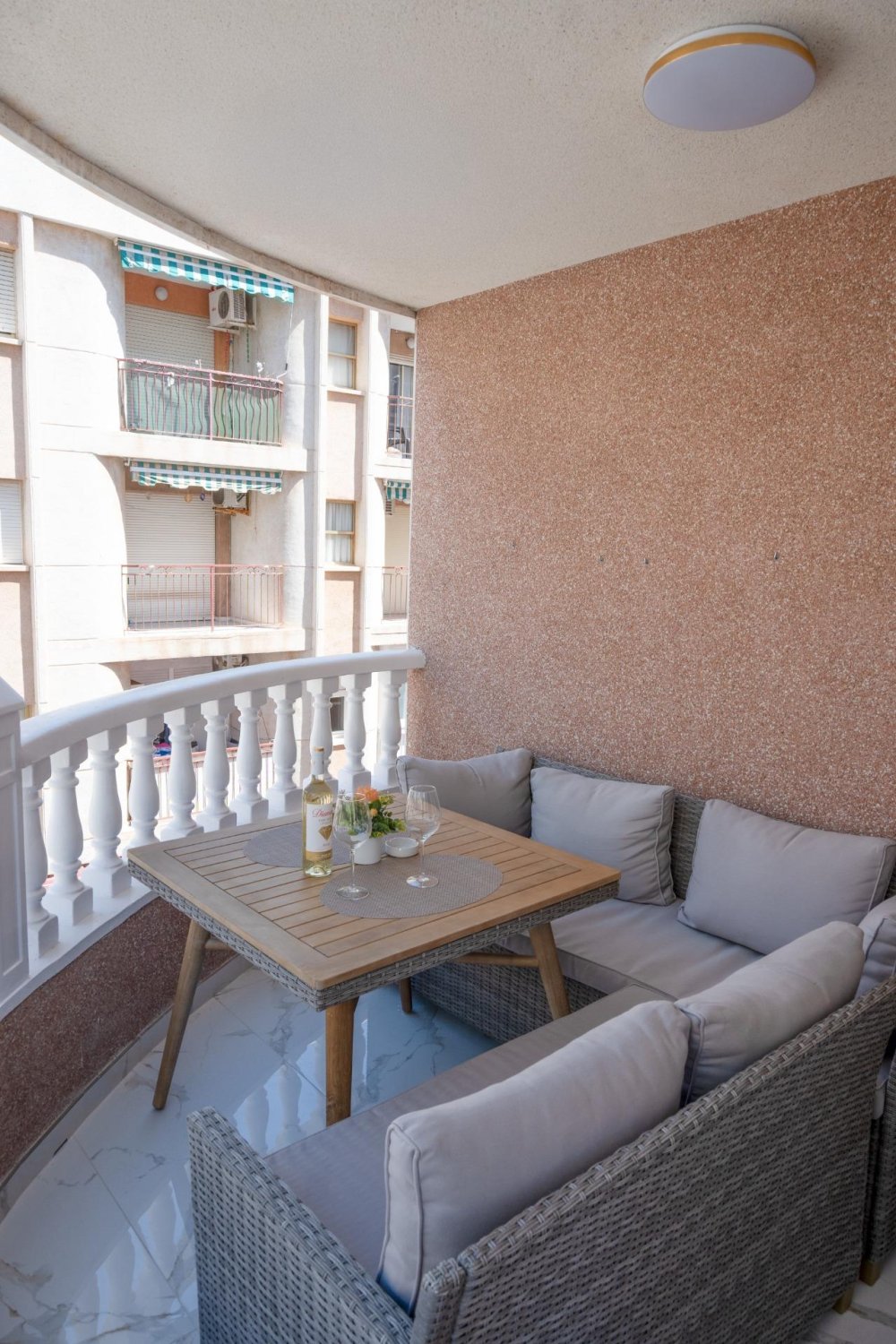 Apartment in Torrevieja, Alicante, Spain 3 bedrooms, 86 sq.m. No. 177477