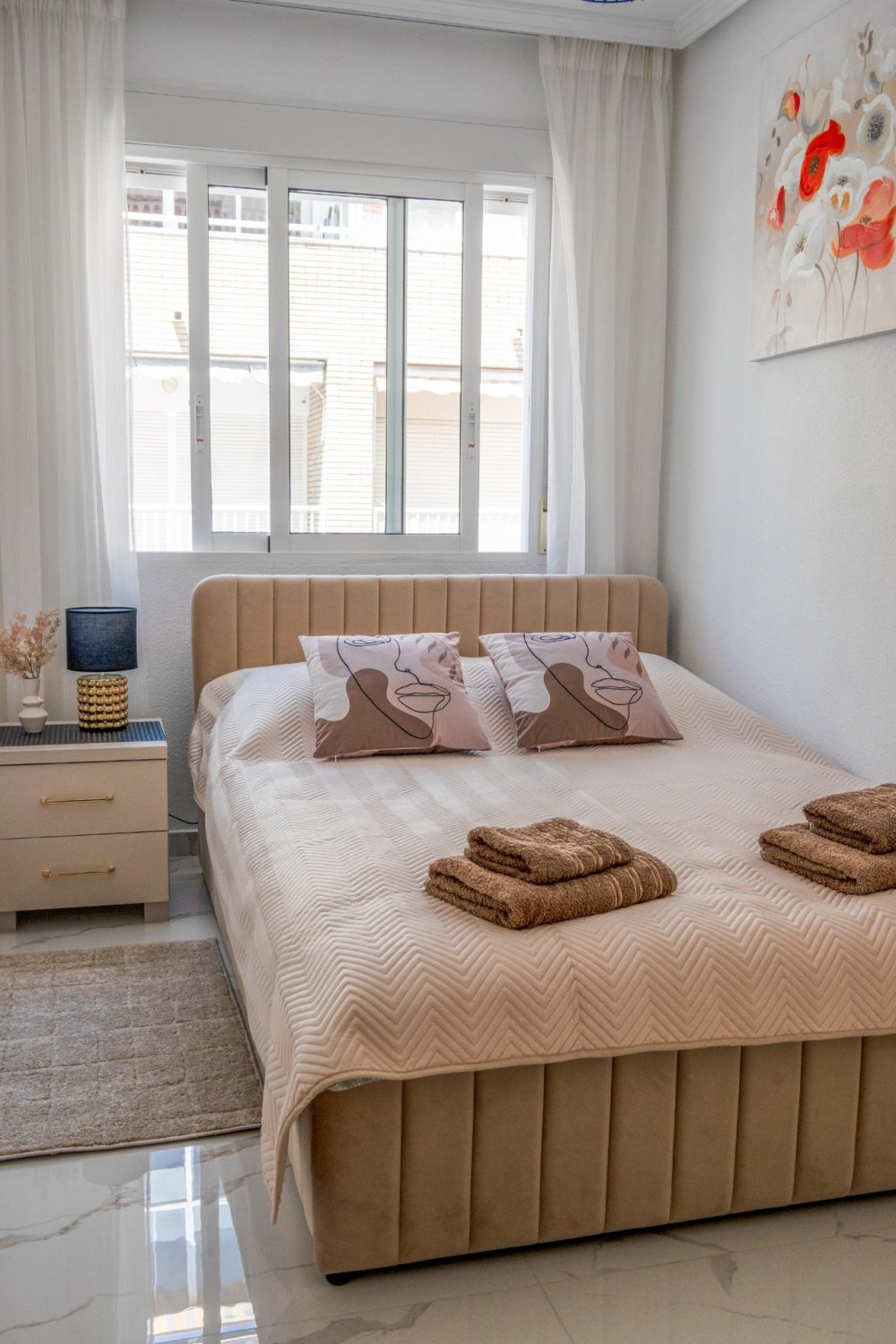 Apartment in Torrevieja, Alicante, Spain 3 bedrooms, 86 sq.m. No. 177477