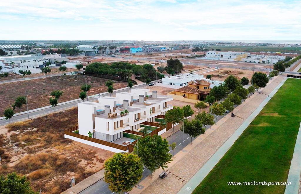 Villa a Pilar de la Horadada, Alicante, Spagna 3 camere da letto, 124 mq. N° 177475