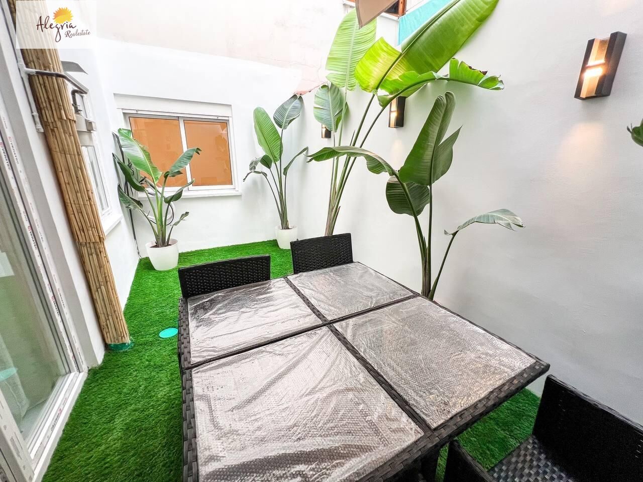 Apartment in Valencia, Spain 3 bedrooms, 115 sq.m. No. 177478