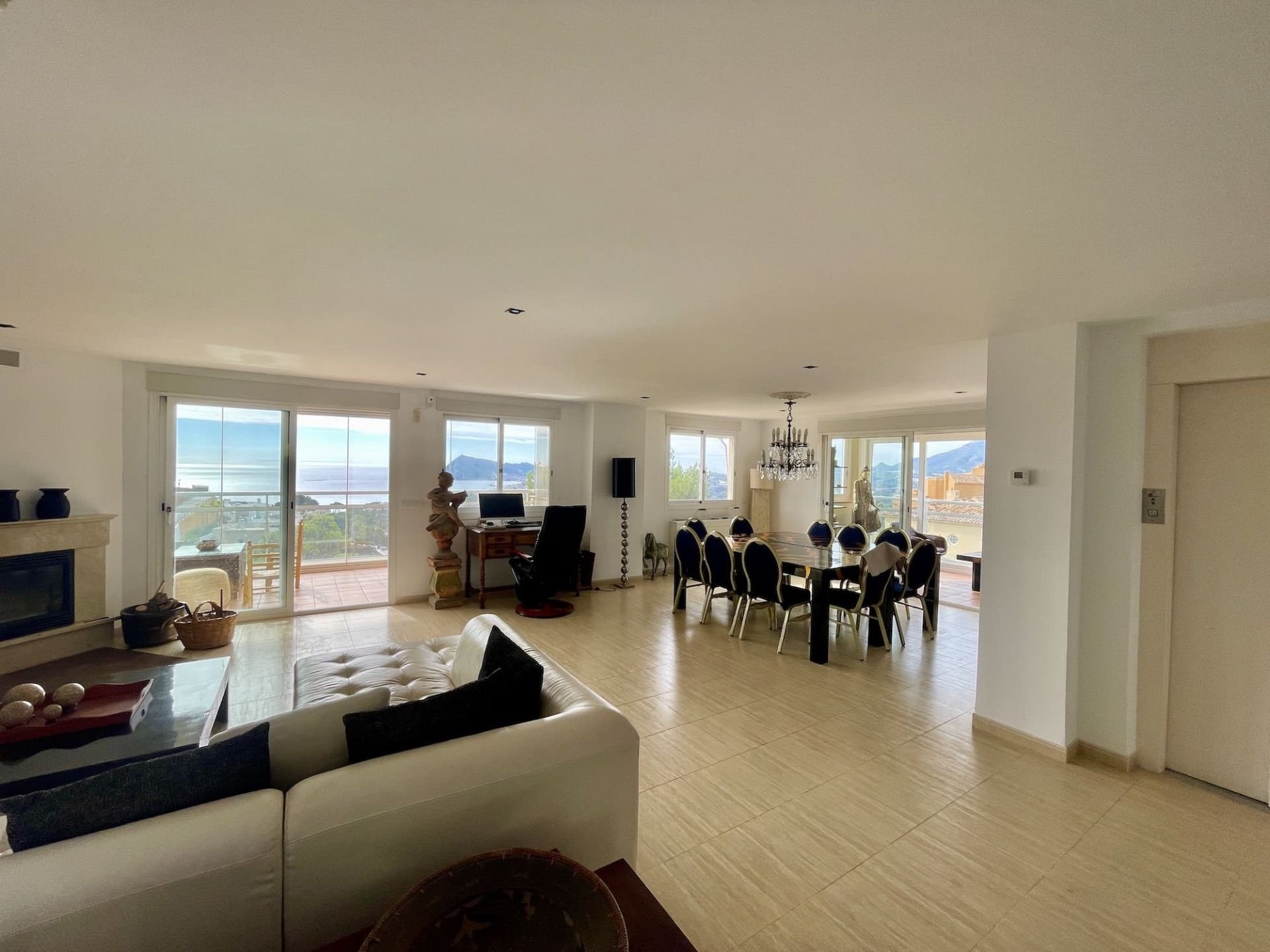 Dom w Altea, Alicante, Hiszpania 4 sypialnie, 420 mkw. nr 95650