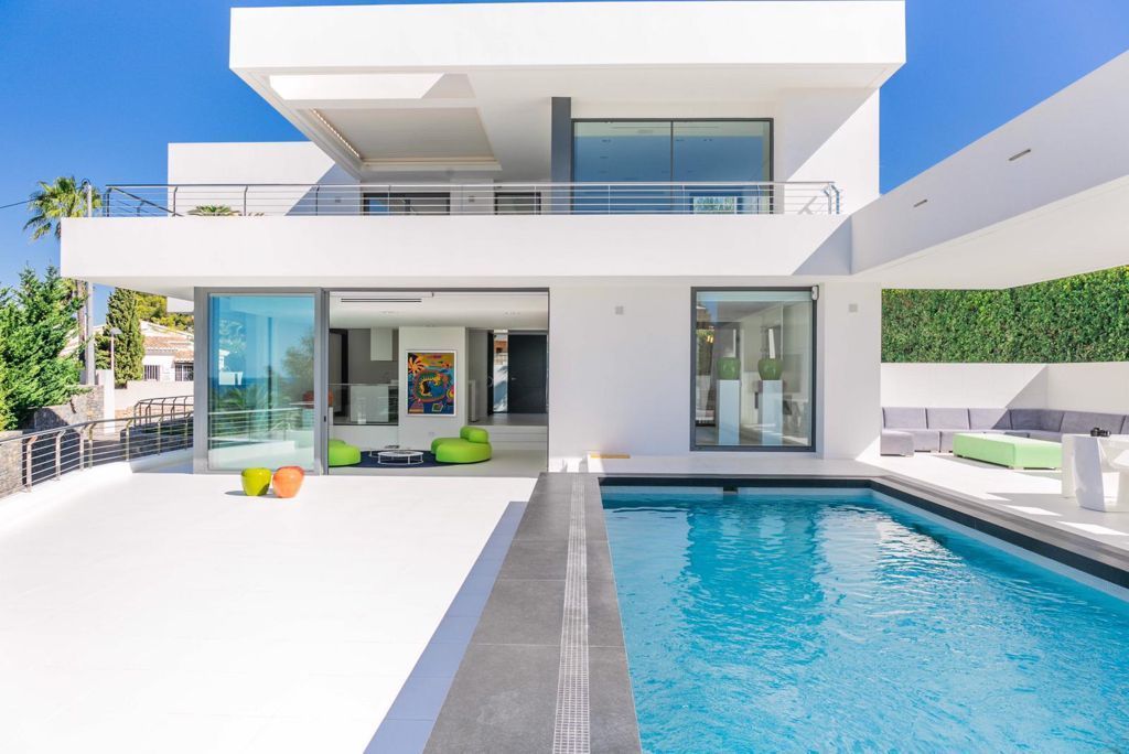 Villa a Moraira, Alicante, Spagna 7 camere da letto, 738 mq. N° 95646