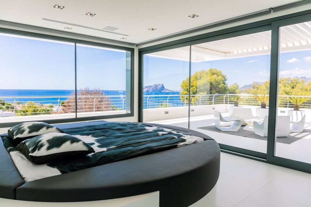 Villa a Moraira, Alicante, Spagna 7 camere da letto, 738 mq. N° 95646