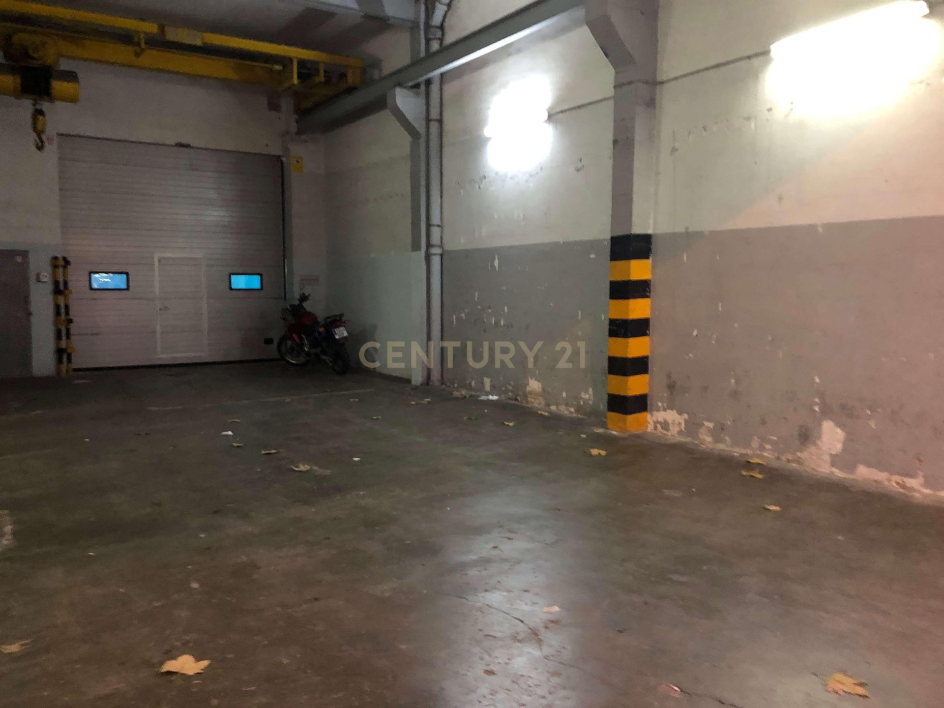 Propiedad comercial en Barcelona, España 9 dormitorios, 1076 m2 No. 166873